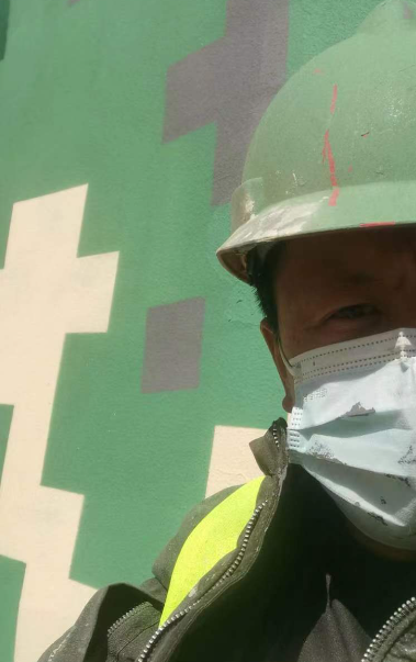 扬州迷彩漆未完全固化；